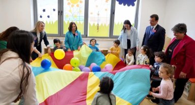 İstanbul Büyükşehir'den öğretmenlere özel indirim ve uygulamalar