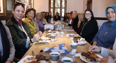 İzmit Çarşısı üreticisi kadınlar kahvaltıda buluştu