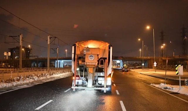 Kayseri Büyükşehir gece gündüz sahada