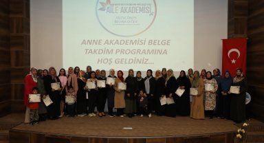 Kayseri Büyükşehir'den Anne Akademisi