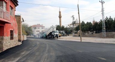 Kayseri Talas'ta Alaybeyli'ye yeni meydan