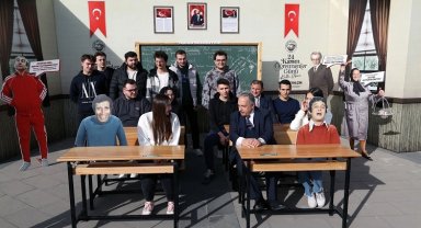 Kayseri Talas'ta 'Hababam'lı kutlama