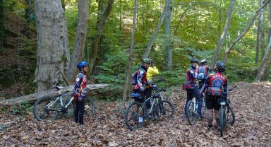 Keşan DOÇEK üyeleri sonbaharı pedalla keşfetti