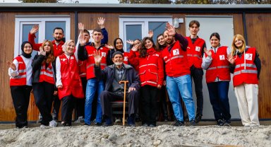 Kızılay desteğiyle yeni yuvasına kavuştu