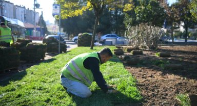 Kocaeli Çayırova'nın yeşil alanları yenileniyor