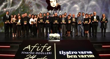 Kocaeli Şehir Tiyatrosu 27 yaşında