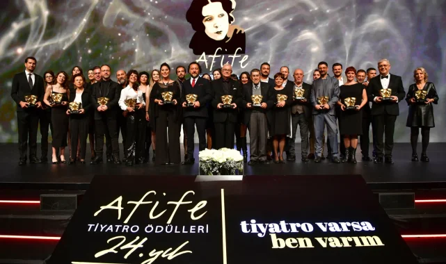 Kocaeli Şehir Tiyatrosu 27 yaşında
