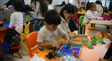 Kocaeli'de Çayırovalı miniklerden geri dönüşüme katkı