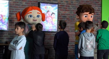 Konya'da Bilgehane öğrencilerinin sinema keyfi