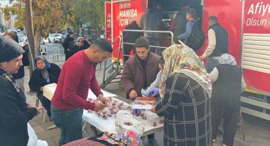 Manisa'da şehit Jandarma Uzman Çavuş için pilav hayrı