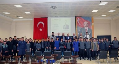 Mustafa Yalçın'dan öğrencilere tavsiyeler