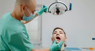 SAHİM-SEN: Diş hekimliği hak ettiği değeri görmeli