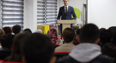 Sakarya'da sözü verilen konferans salonu kapılarını açtı