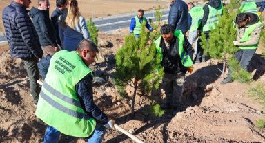 Sivas'ta mevsimlik işçiler adına hatıra ormanı