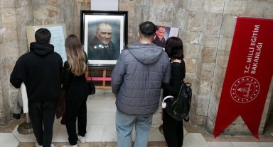 Tarihi portre yoğun ilgi görüyor