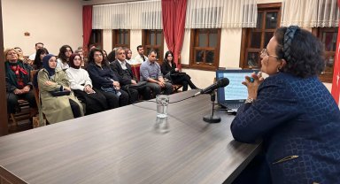 Türk edebiyatında kadın öznesi Osmangazi'de konuşuldu