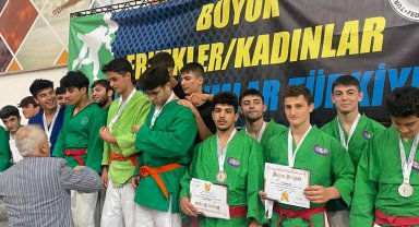Türkiye Kuraş Şampiyonası'nda büyük gurur