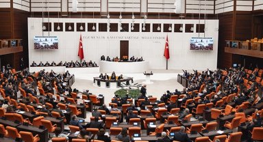 2025 bütçeleri onaylanıyor... Adalet ve Dışişleri'nin bütçeleri kabul edildi