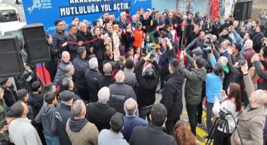 Adana'nın kırsal mahallelerine hizmet yağmuru