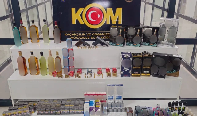 Adıyaman'da kaçak alkol, sigara ve silah ele geçirildi