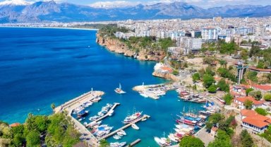 Antalya'ya D-8'den tescilli ödül