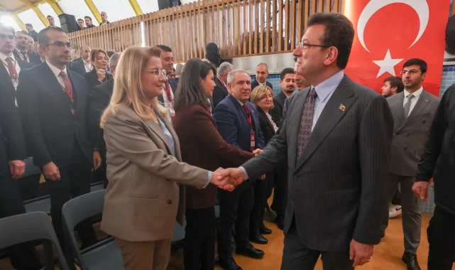 Başkan Ovalıoğlu, 'Yerel Yöneticiler Ve Eğitim Çalıştayı'na Katıldı