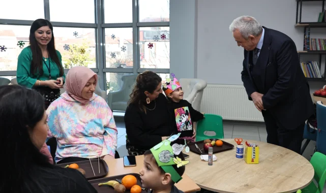 Başkan Özdemir'den Çalı Kadın ve Çocuk Akademisi'ne ziyaret