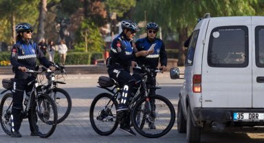 Bisikletli zabıtadan çevreci denetim