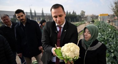 Bornova Kent Bostanı kadınların elinde yeşerdi