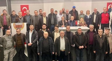 Bursa'da 40 bin Bilecikli başkanını seçti!