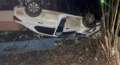 Düzce'de alkollü sürücünün kullandığı araç takla atarak durabildi!