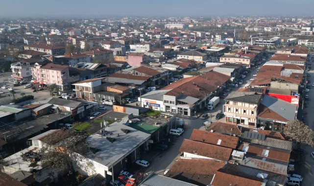 Düzce'de esnaflara kentsel dönüşüm tebligatları ulaşmaya başladı