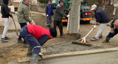Edirne Keşan'da bozulan yollar onarılıyor
