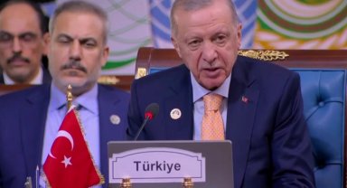 Erdoğan D-8'den mesaj verdi: Çok güçlü tepki vermeliyiz