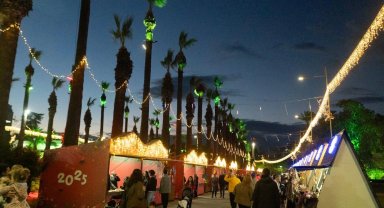 İzmir 2025'i renkli festivalle karşılıyor