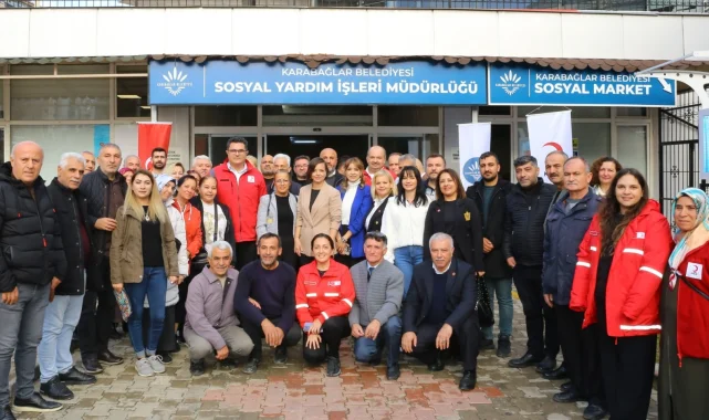 İzmir Karabağlar'da "Sosyal Market" ile dayanışma büyüyor
