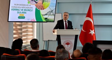 İzmir'de kuraklıkla mücadele için verimli ve bilinçli panel