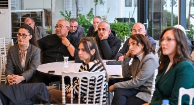 İzmir'de 'tarihi' dokunuş