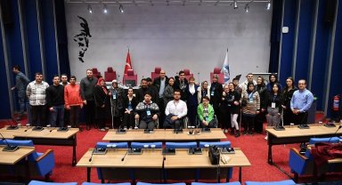 Kayseri Büyükşehir'de iş önünde engeller kalktı