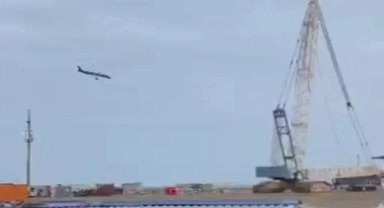 Kazakistan'da uçak düştü!