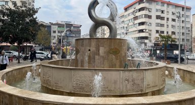 Manisa'da kentin havuzlarına Büyükşehir bakımı