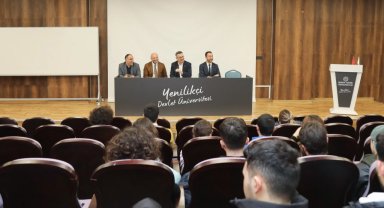 Rektör Çağlar öğrencilerle buluştu