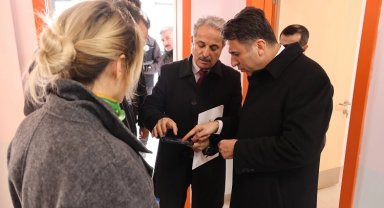 Vali Aygöl'den Eğitim Yatırımlarına Yakın Takip