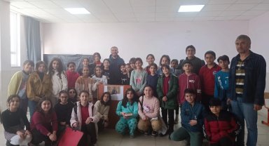 Yazar Mehmet Başkurt Mardinli öğrencilerle buluştu