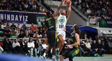 Yenilgisiz lider TOFAŞ Anadolu Efes'i ağırlayacak
