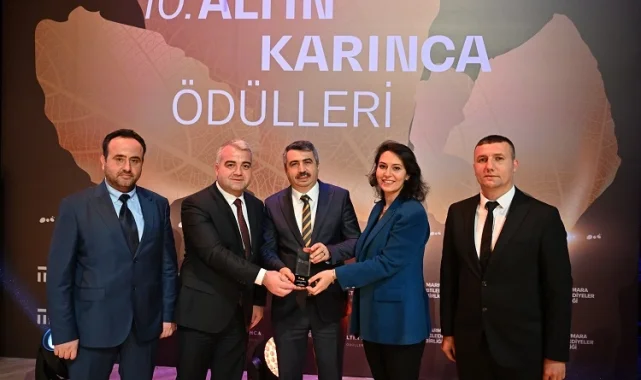 Yıldırım Belediyesi'ne 2 Altın Karınca