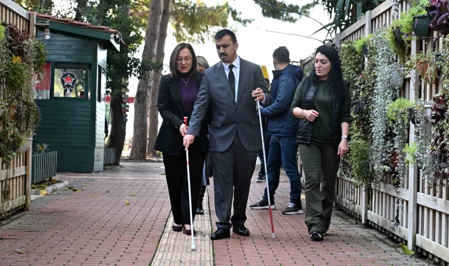 Antalya Muratpaşa'dan Beyaz 'Baston Görme Engelliler Haftası' farkındalığı