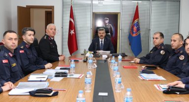 Artvin Valisi Ergün, Jandarma Komutanlığından brifing aldı