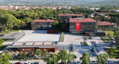 Bursa İnegöl'de yeni hizmet binasıyla Türkiye'de ilke imza attı