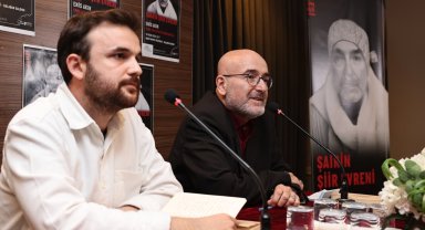 Bursa Nilüfer'de Enis Akın 'Şairin Şiir Evreni'ne konuk oldu